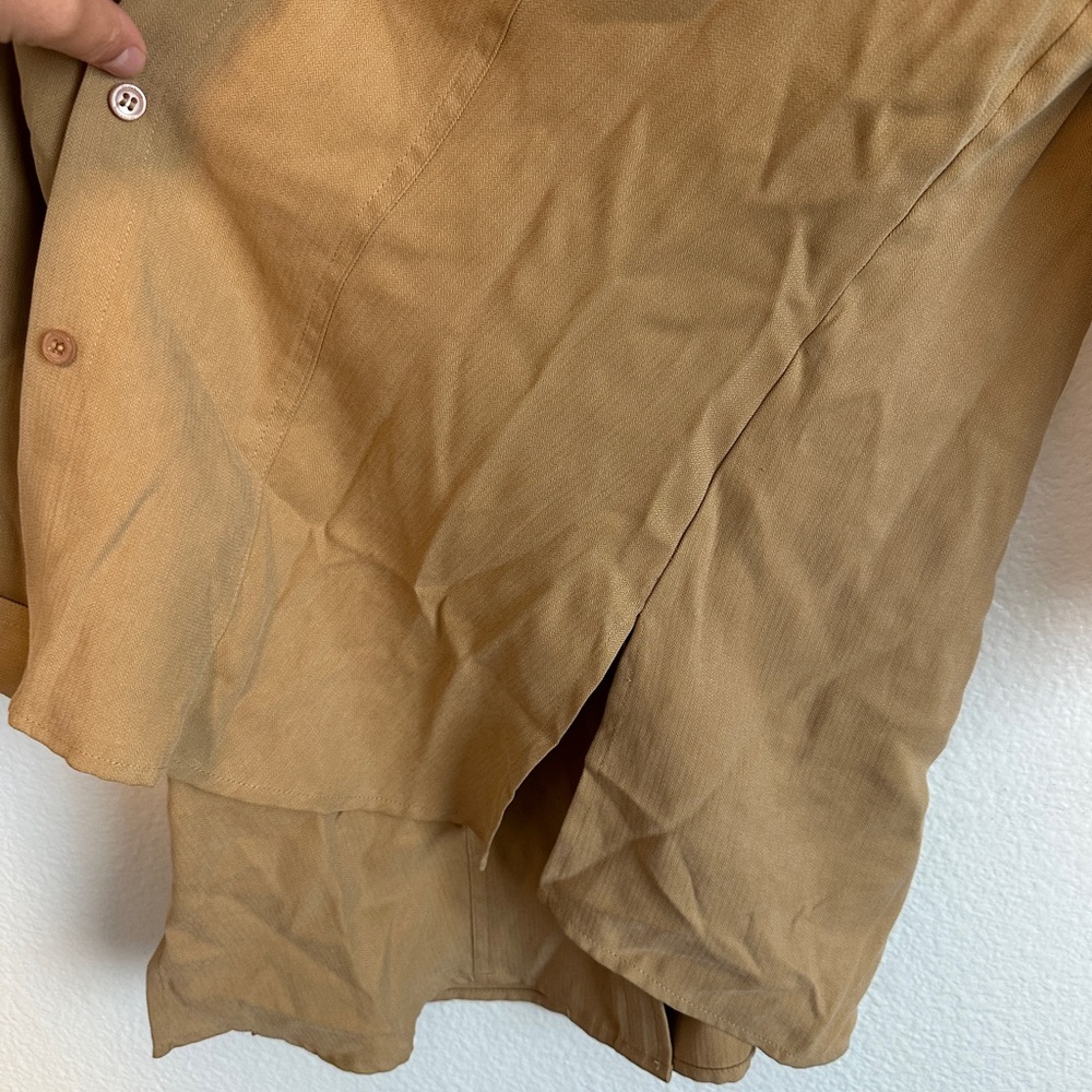 Liz Claiborne Brown Khaki Shirt - Picture 4 of 5